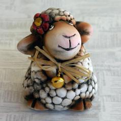 Сувенирная овечка "Машка"